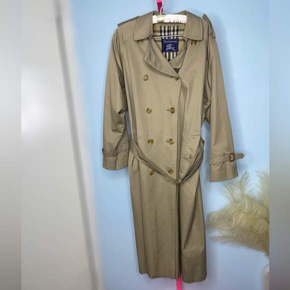 Vintage Burberry Tan Trench Coat - Picture 1 of 12